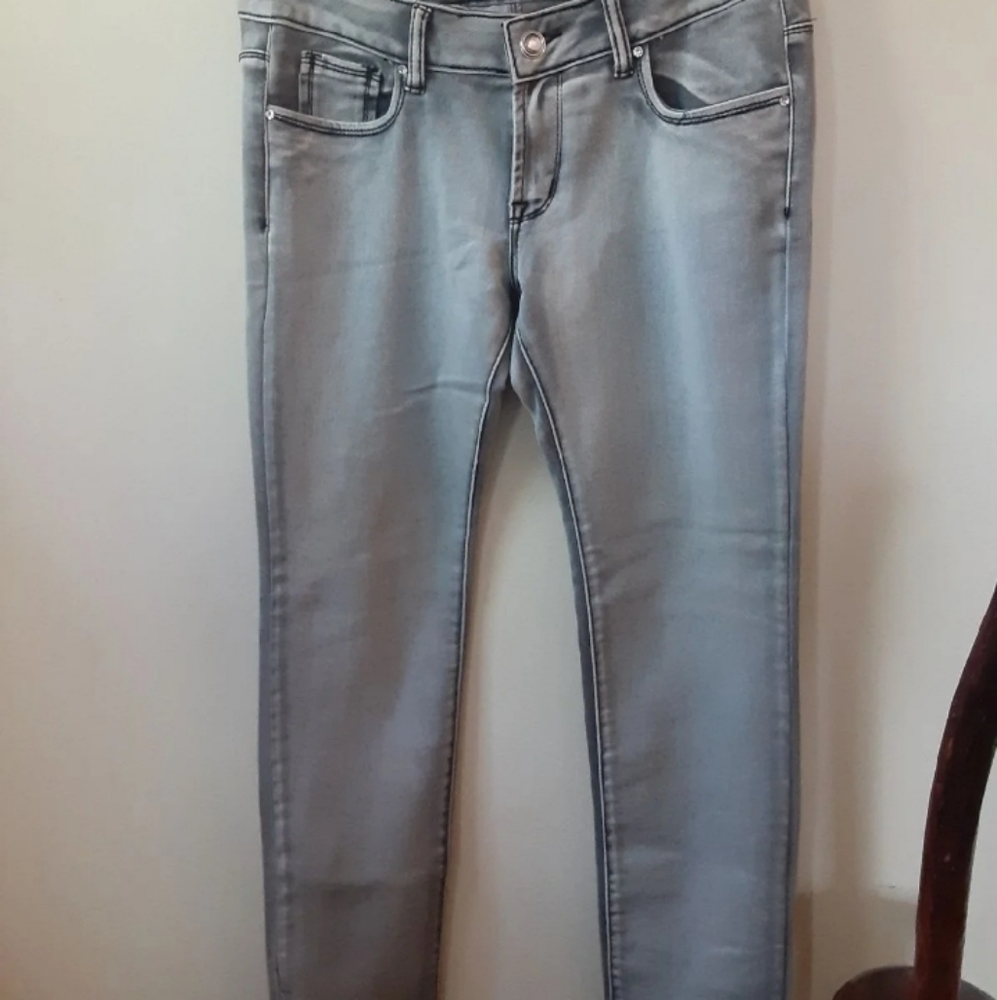 NWOT Grey jeans